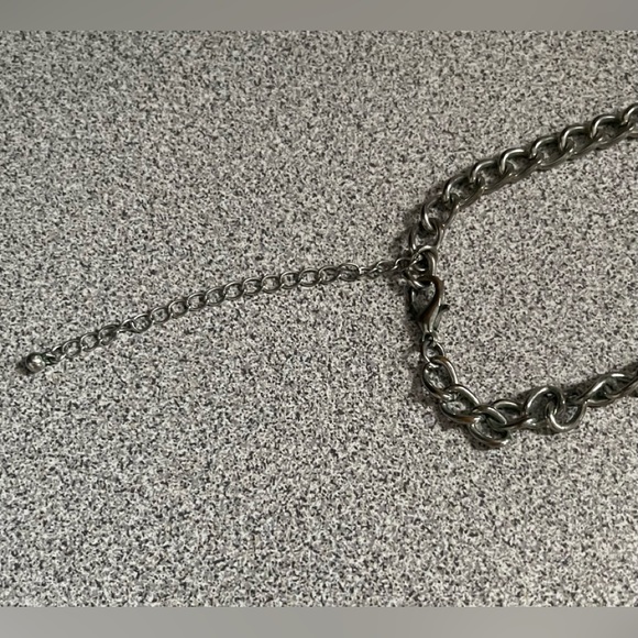 Cream Faux Stone Statement Bib Necklace - Picture 5 of 8